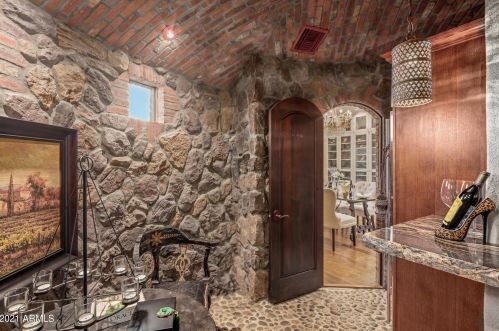 5909 Solcito Ln, Scottsdale AZ 85250-5514 exterior