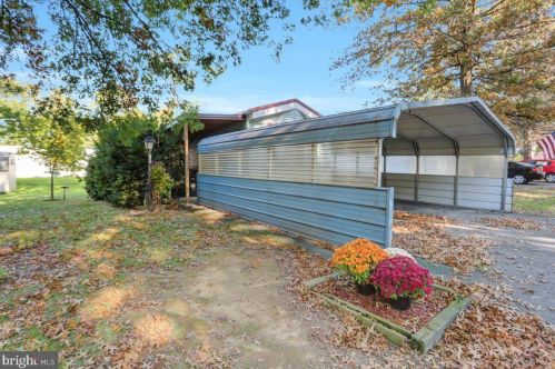 231 Shippensburg Mobile Est, Lees Cross Roads PA  17257-9526 exterior