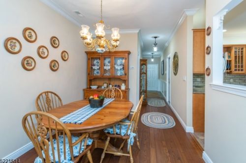 45 Windsor Dr, Lincoln Park NJ  07035-1700 exterior