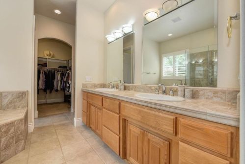 1781 Summer Cloud Ct, Folsom CA  95630-6249 exterior