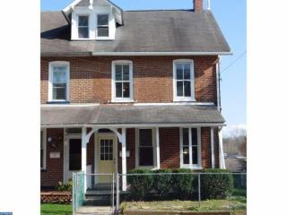 326 Washington Ave, Downingtown, PA 19335-2916