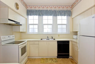 439 Seaspray Ave, Palm Beach FL  33480-4108 exterior