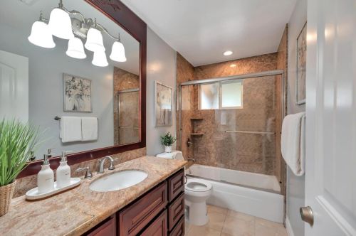 15090 Watsonville Rd, Morgan Hill CA  95037-6004 exterior