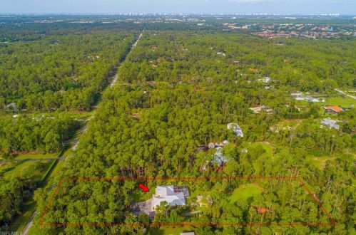 5099 Tallowood Way, Naples FL  34116-5005 exterior