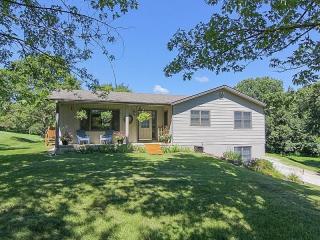 8872 143rd Ave, Indianola, IA 50125-8395