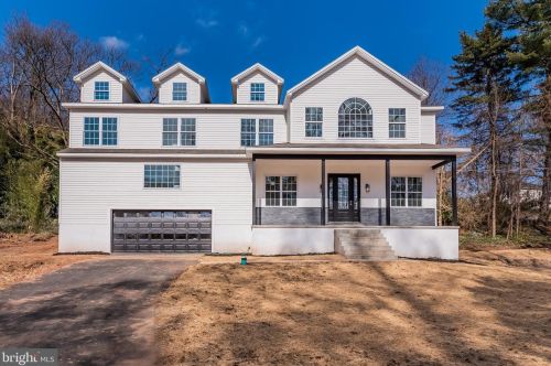 390 Clark Rd, Hummelstown, PA 17036-9727