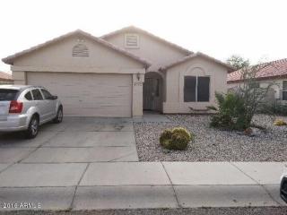 6772 74th Dr, Glendale, AZ 85303-3032