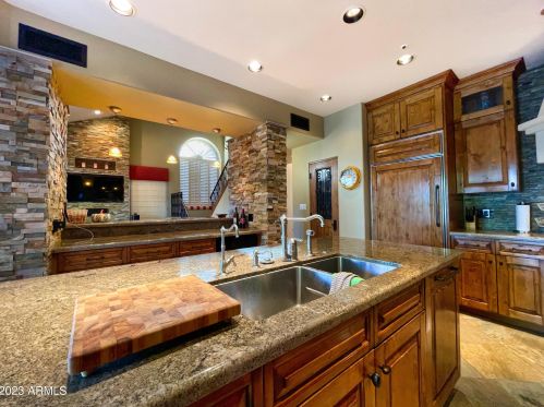 10153 Topaz Dr, Scottsdale AZ  85258-4808 exterior