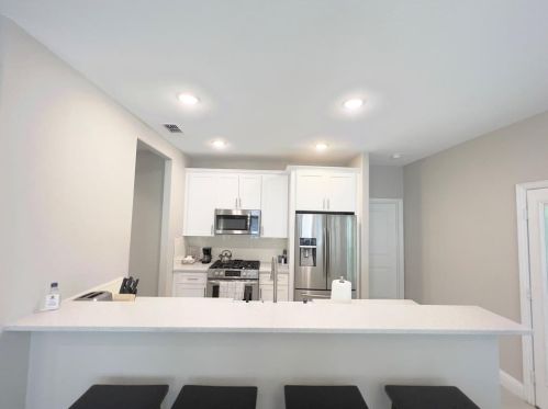 1502 Doyle Ave, Dallas TX 75203-3223 exterior