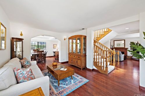 724 Vincent St, Redondo Beach, CA 90277-3133