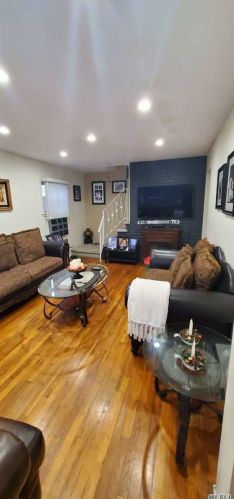 1361 Standard Ave, Floral Park, NY 11003-3228