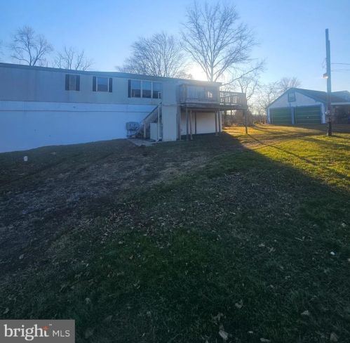 770 River Rd, Pottstown, PA 19465-6934
