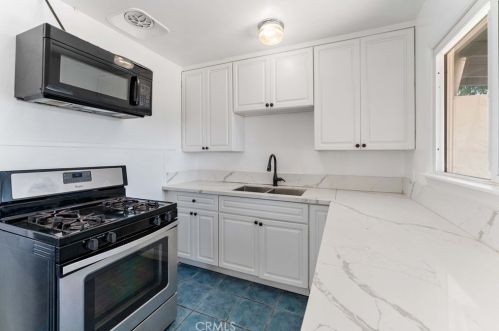 1940 Wallace Ct, San Bernardino CA  92408-3017 exterior