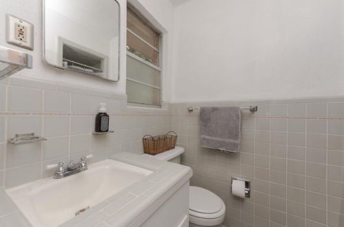 2503 Glenwood Ln, Denton TX  76209-1125 exterior