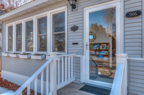 506 3rd St, New Johannesburg, WI 54017-2015