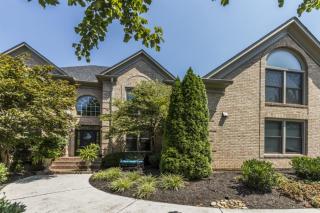2010 Saint Ives Blvd, Knoxville, TN 37922-6498