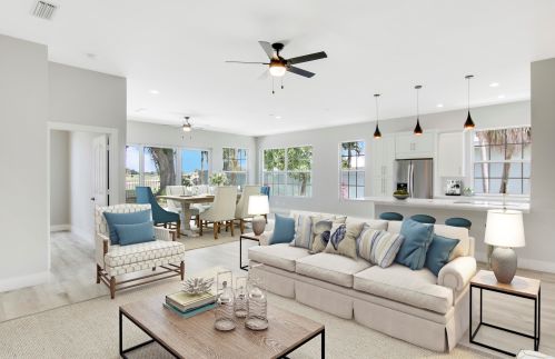 975 Bear Island Cir, West Palm Beach FL  33409-2062 exterior