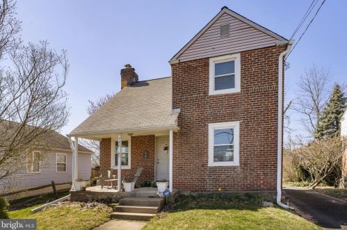 720 York Rd, Willow Grove, PA 19090-2134