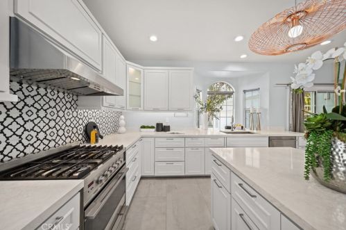 9908 Howland Dr, Temple City CA  91780-3235 exterior