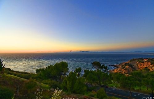 1128 Palos Verdes Dr, Palos Verdes Estates CA 90274-0015 exterior