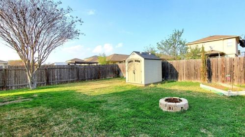 323 Precipice Way, Georgetown TX  78626-8161 exterior