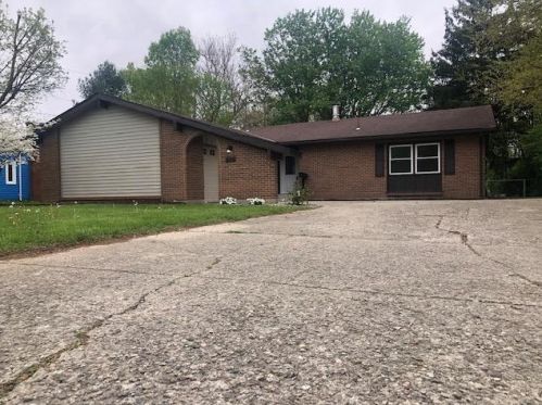 414 Darbyshire Dr, Wilmington, OH 45177-2412