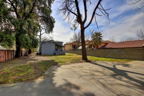 913 Court St, Woodland CA  95695-3520 exterior