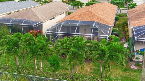 8599 Ibis Cove Cir, Naples FL  34119-7746 exterior