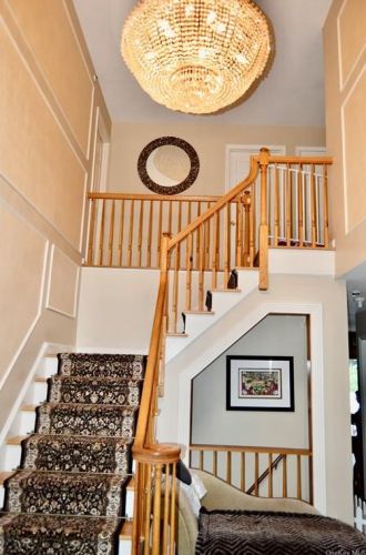 2 Drake Ln, White Plains NY  10607-2215 exterior