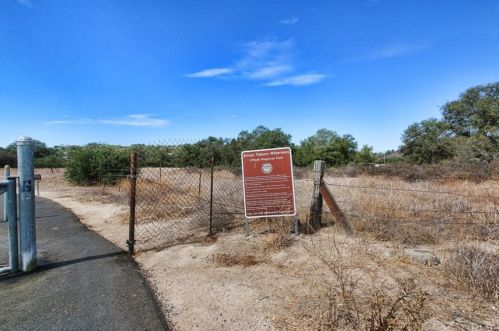 83 Timbre, Trabuco Canyon CA  92688-2036 exterior