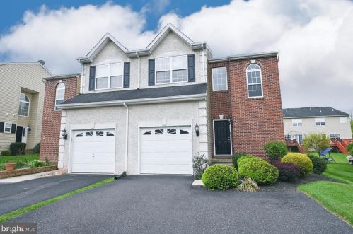 206 Clarkdale Ln, Gilbertsville, PA 19525-9357