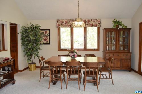 61 Ponderosa Ln, Bybee VA  22963-2405 exterior