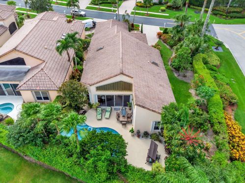 6381 Evian Pl, Boynton Beach, FL 33437-4910