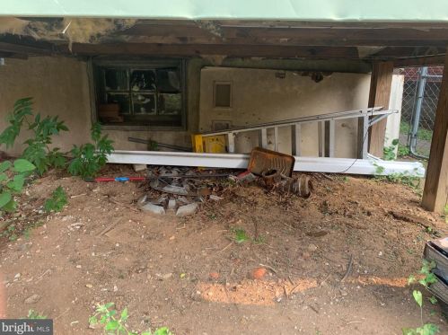 902 Irving St, Washington DC  20017-3416 exterior