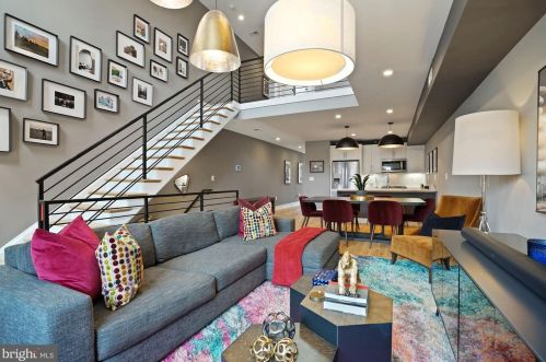 723 18th St, Washington, DC 20002-7210