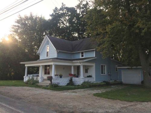 1214 Lincoln Ave, Goshen, IN 46526-2131