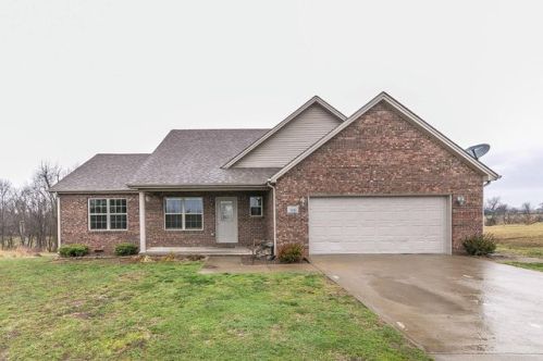 114 Cassie Ct, Berea, KY 40403-8792