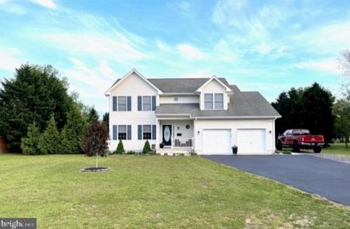 28 John Andrews Dr, Harrington, DE 19952-9739