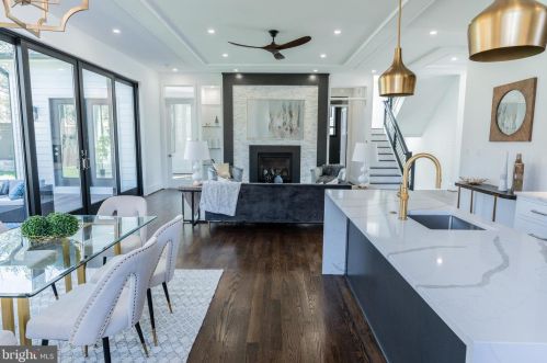 2219 Westmoreland St, Falls Church VA  22043-1701 exterior