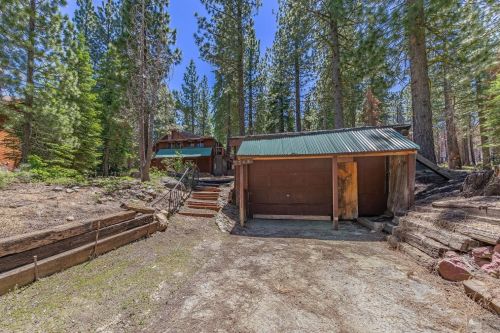 1348 Ottawa Dr, South Lake Tahoe CA  96150-4820 exterior