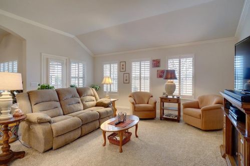 9404 Orangewood Trl, Denton TX  76207-8622 exterior