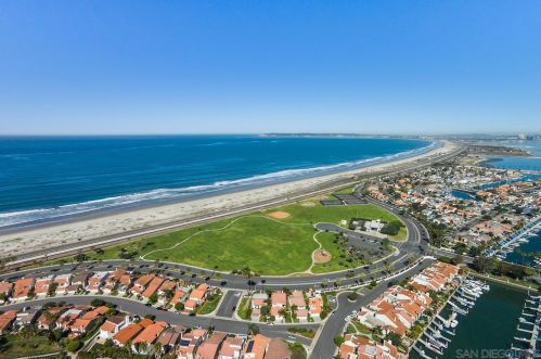 28 Blue Anchor Cay Rd, San Diego, CA 92118-3201