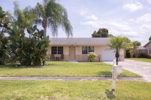 431 35th St, West Palm Beach, FL 33404-2205