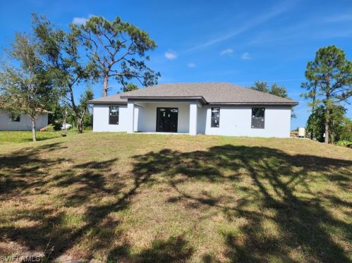 1103 5th St, Lehigh Acres, FL