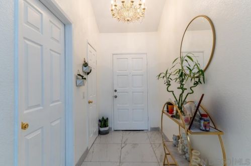 820 Cherrywood Way, El Cajon CA  92021-5532 exterior