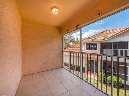 5325 Andover Dr, Naples FL  34110-2385 exterior