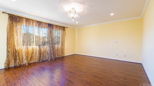 15728 Leadwell St, Van Nuys CA 91406-2537 exterior