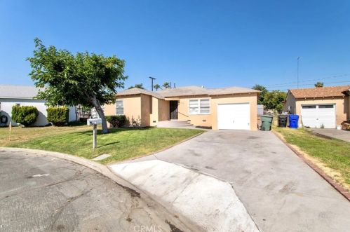 1425 Roxbury Dr, San Bernardino, CA 92404-5435