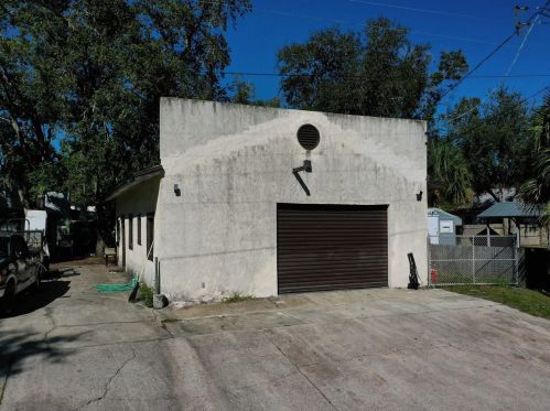 615 Pine Ave, Sanford, FL 32771-1966