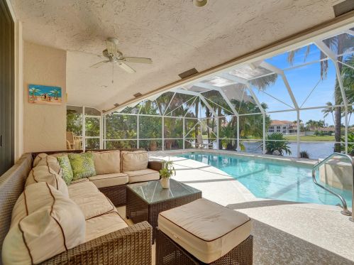 6806 Newport Lk Cir, Boca Raton FL 33496-3004 exterior